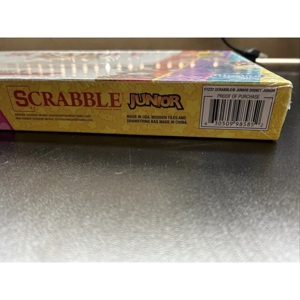 Scrabble Junior Disney Junior Crossword Game - Double Sided Board - NEW SEALED